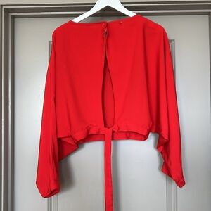 Liliana Open Back Top in Red
SUPERDOWN M